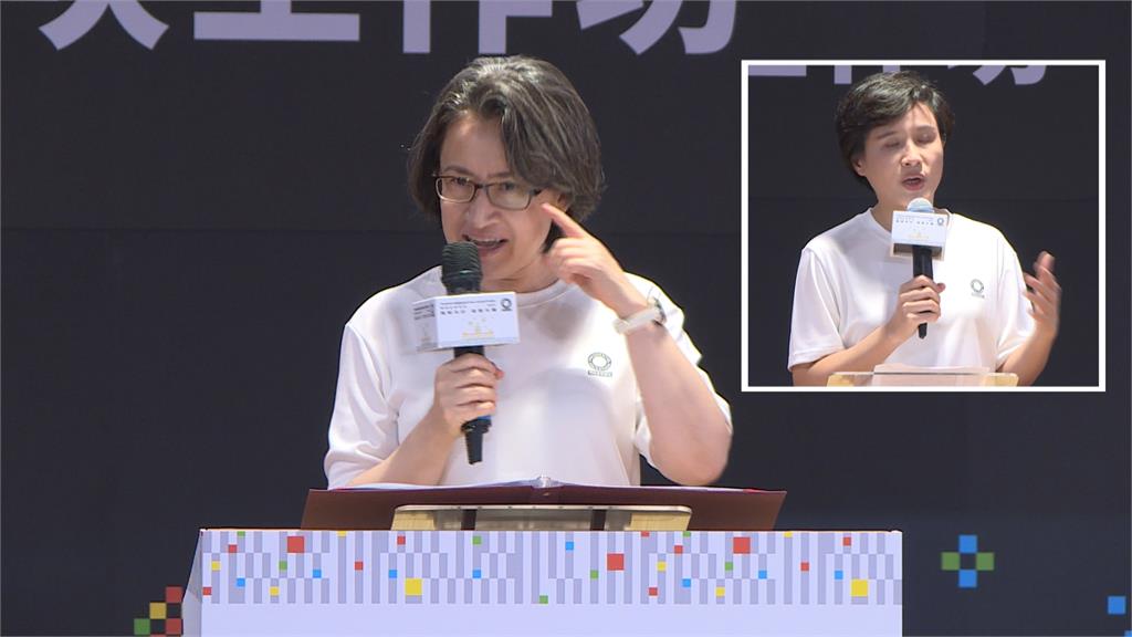 出席第7屆總統盃黑客松比賽！蕭美琴幽默自嘲「別把蕭美琴和鄭麗君搞混」