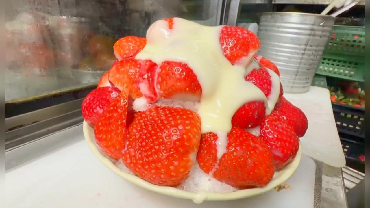 老字號冰店"限定草莓牛乳冰" 開賣首週日現人龍