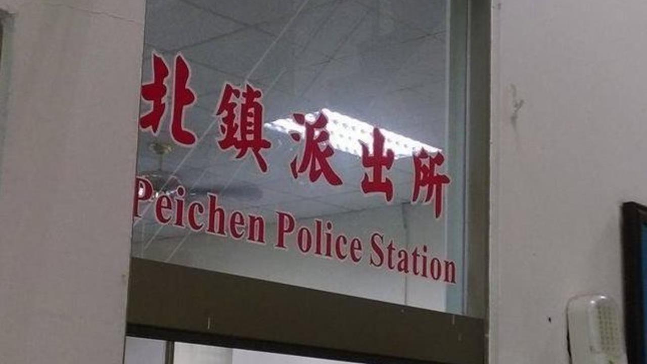 被銬在戒護區成屍！嘉義醉男進警局1小時「內臟破裂」離奇亡　家屬崩潰求真相