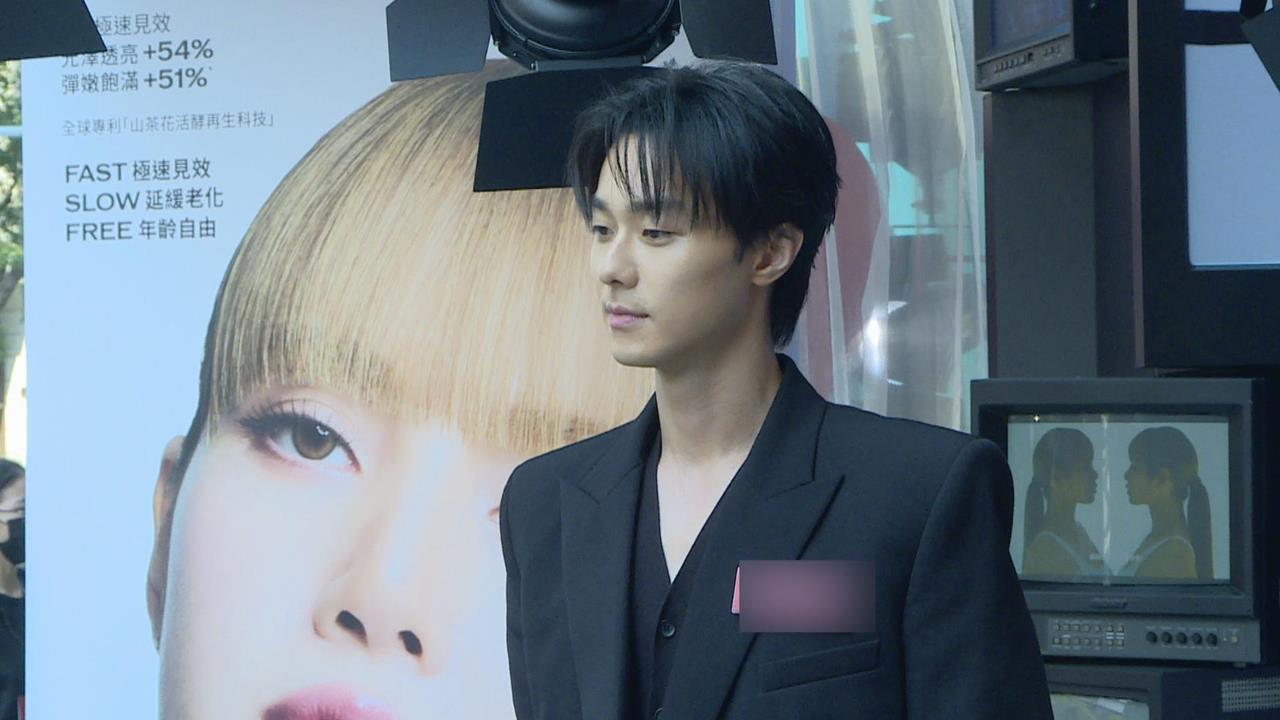 施柏宇任藥妝品牌一日店長　逾百位粉絲到場力挺