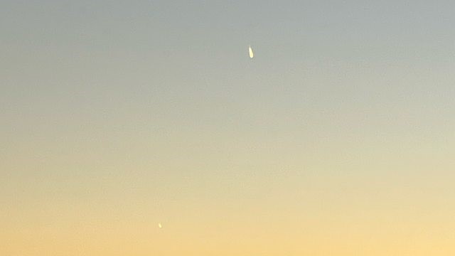 2顆「火流星」高掛台北天空：拿帕、達爾！鄭明典親解「天有異象」真相
