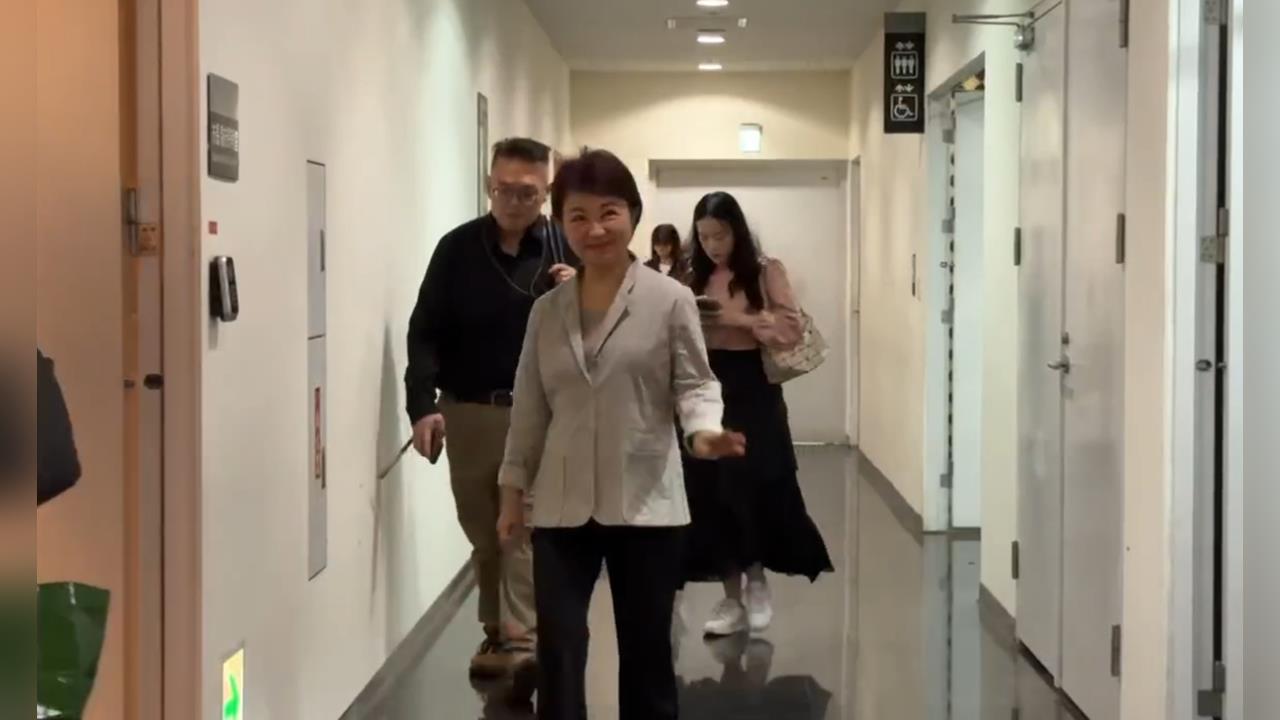 台中「姊弟大戰」民調開跑　盧秀燕喊話：不會有人出走