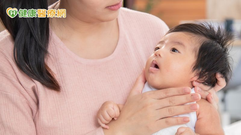 未滿1歲女嬰確診百日咳!疾管署示警:咳到吐別輕忽