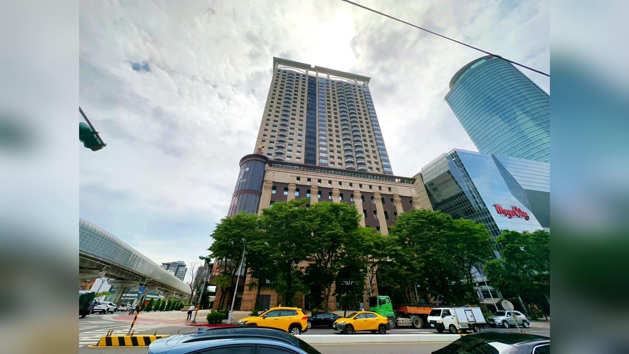 台北富豪集體出走？新北這條街被買爆！「這建案」連奪點閱、交易雙冠王