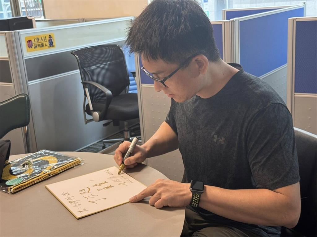 才剛假釋期滿！童仲彥自曝驚人「新身分」　粉絲全看傻：了不起會考