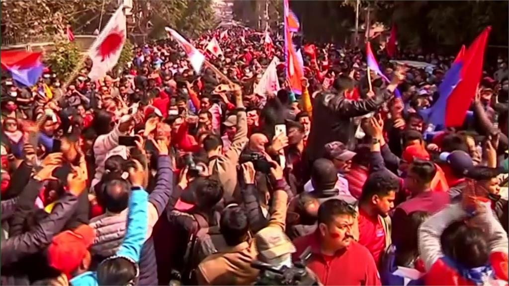 尼泊爾政爭 總理解散國會 最高法院宣布違憲