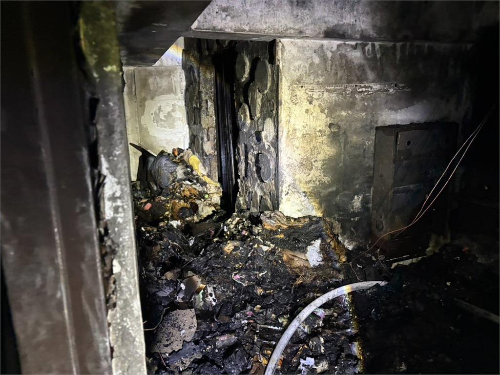 破案了！桃園女疑燒垃圾引發和平路住宅大火 涉縱火遭逮捕