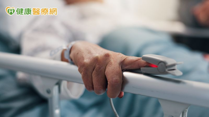 父子血型不相容仍闖關移植　肝癌復發患者迎來重生