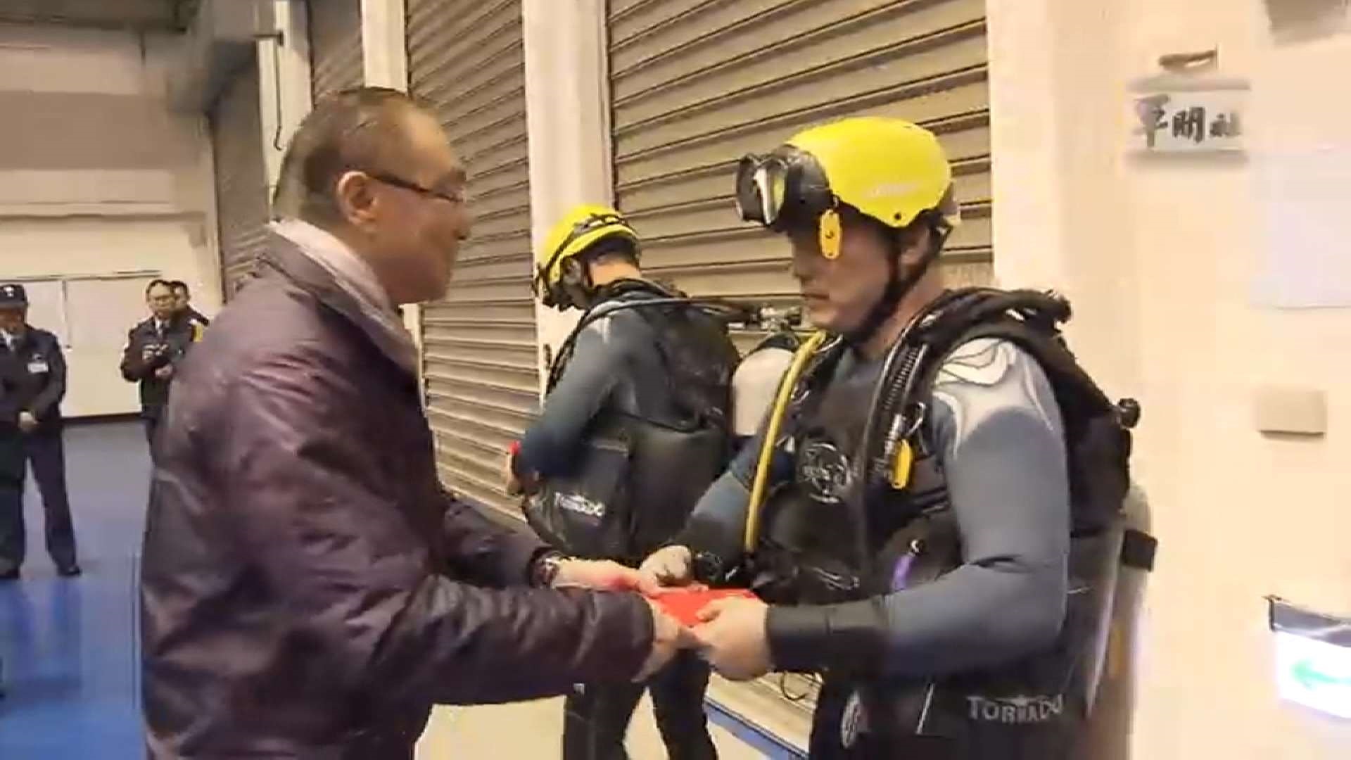 駁撤換傳言？軍方公布馮世寬視導部隊影片