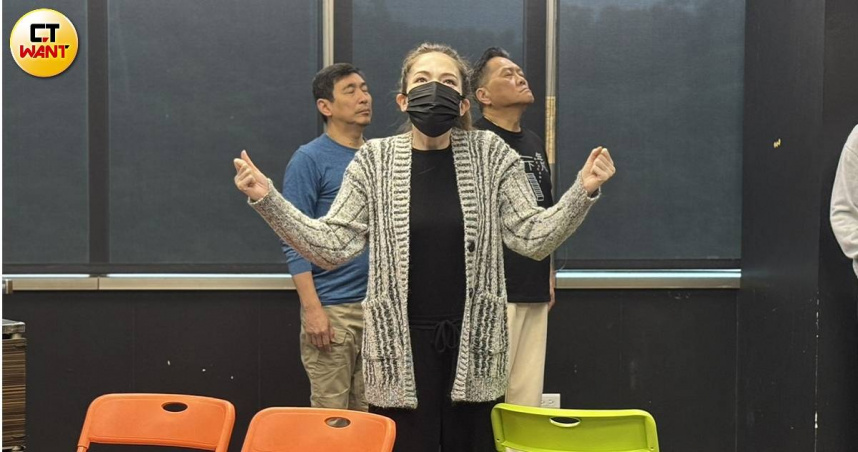 許瑋甯流感高燒39度 為哺乳忍病不吃特效藥