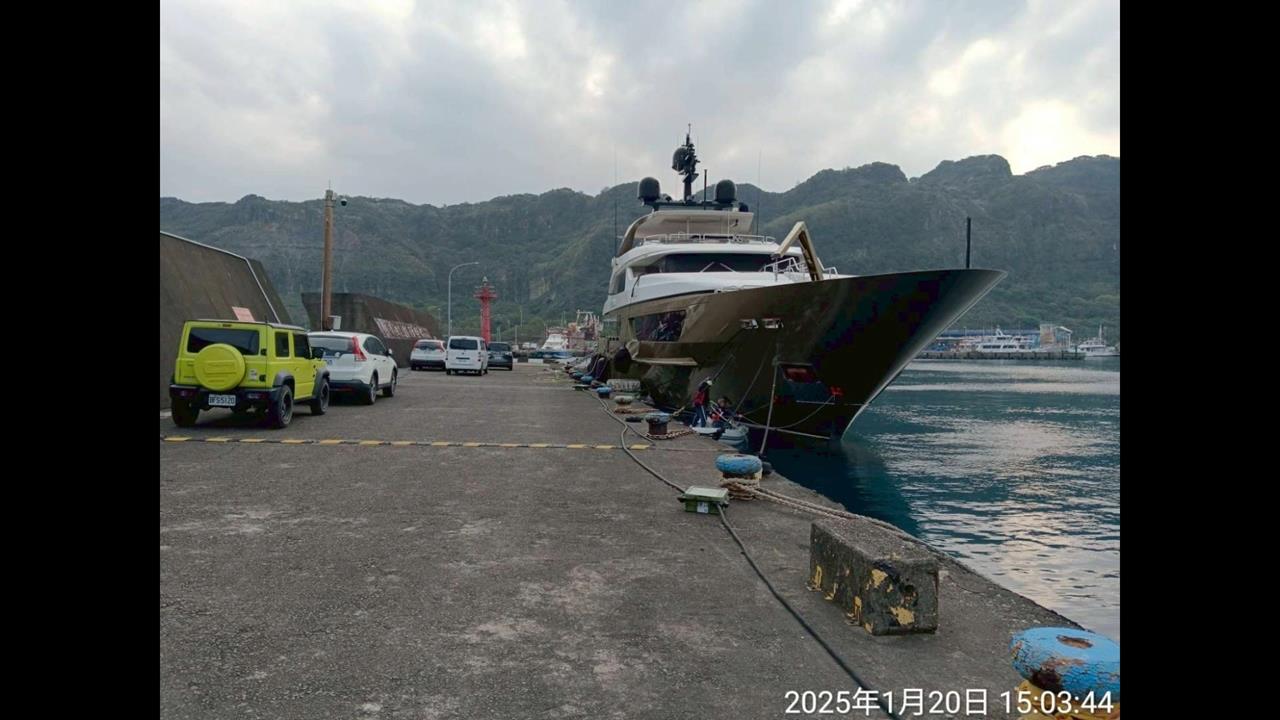 太子集團4遊輪涉洗錢 負責人夫妻高材生千金開賓士上學