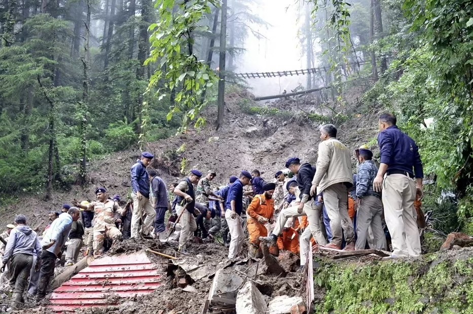 快新聞／印度遭暴雨侵襲　至少已66人身亡「數百人被疏散」
