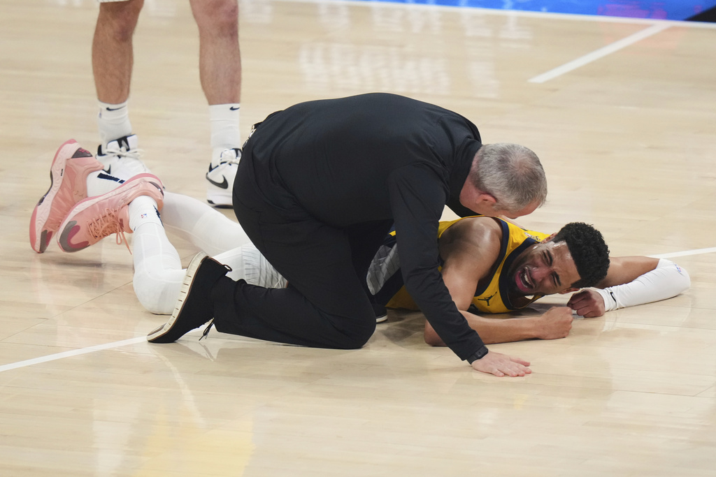 NBA(影)/重傷害!溜馬哈利伯頓無碰撞傷退 父親證實確定「阿基里斯腱」受傷