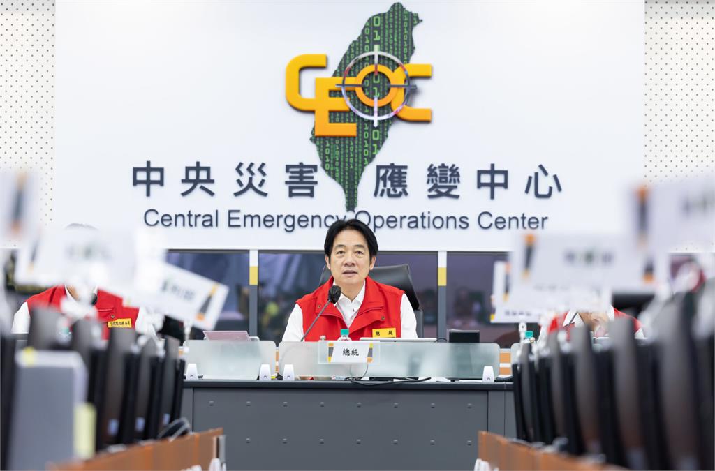 賴清德視察中央應變中心　籲強化水電通訊三大民生需求防災能量