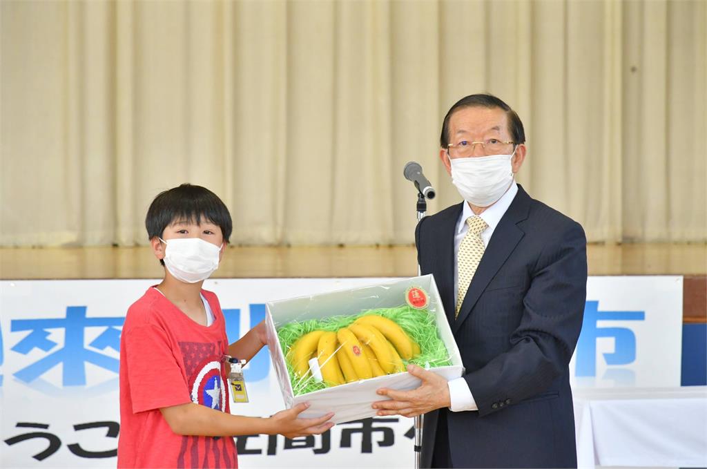 只要台灣其他不要！日本「這城市」小學連3年指定「台灣香蕉」當午餐水果