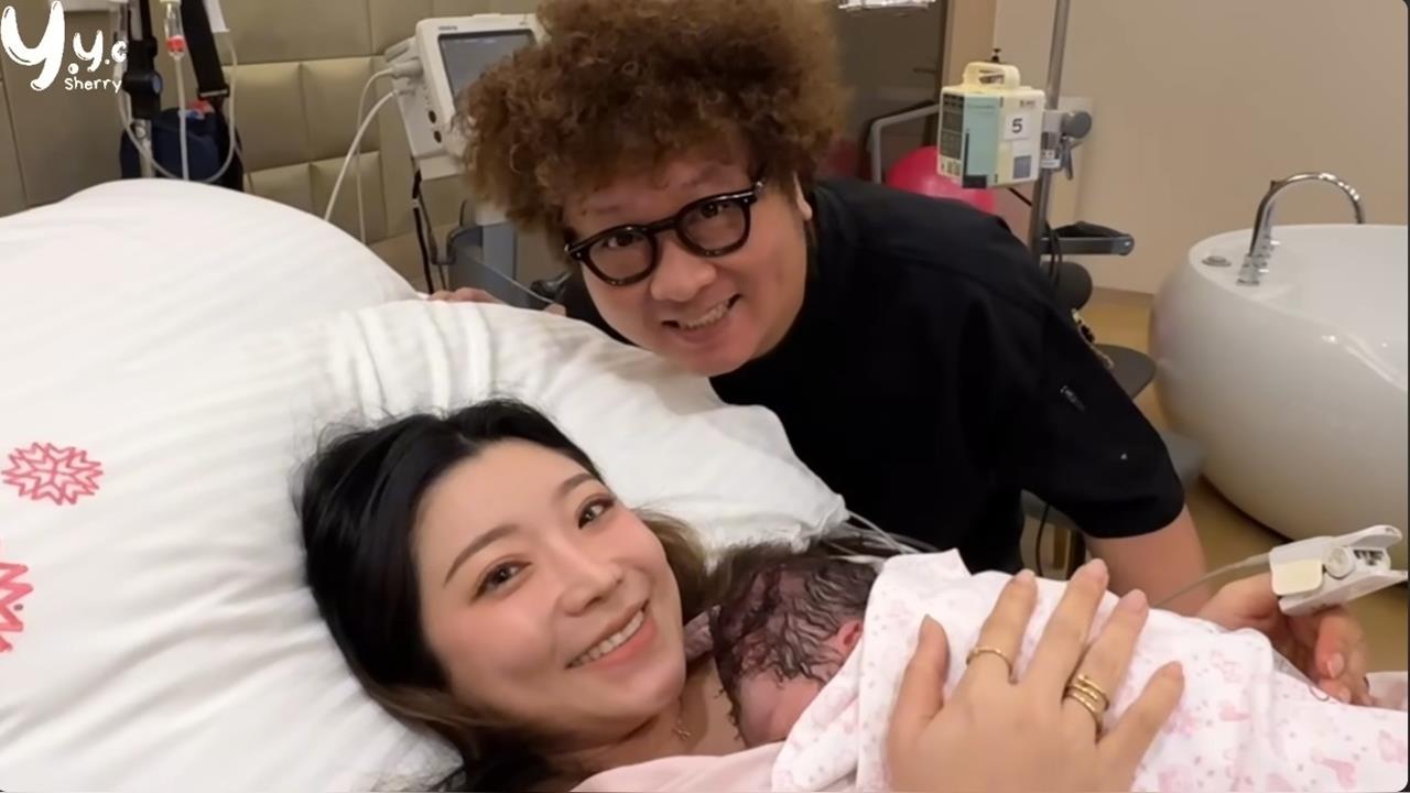 依依自然產苦熬36小時迎愛女「檸檬汁」!納豆心疼老婆表情包大曝光