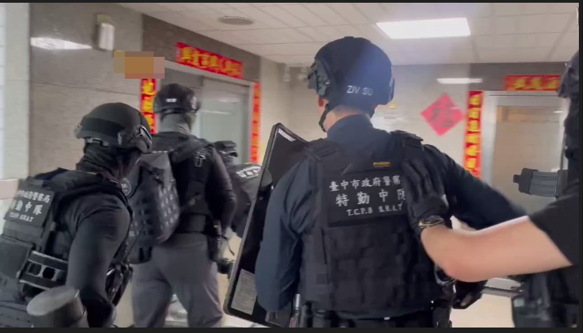 快新聞／年收賭資逾18億！台中商辦藏博奕機房　警方強力攻堅偵破
