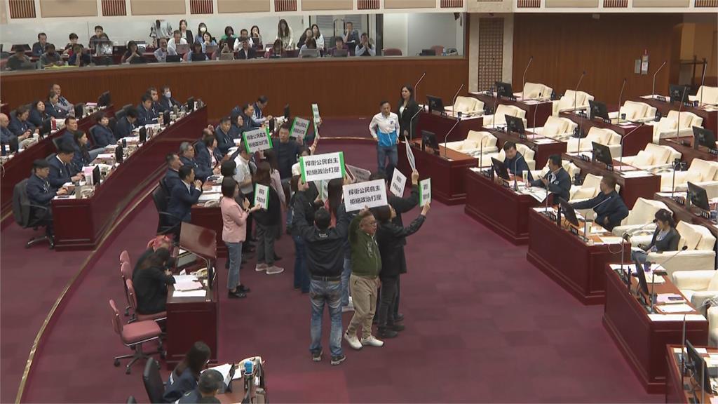 快新聞／抗議對罷團「查水表」！　北市綠黨團怒批蔣萬安：傷害台灣民主