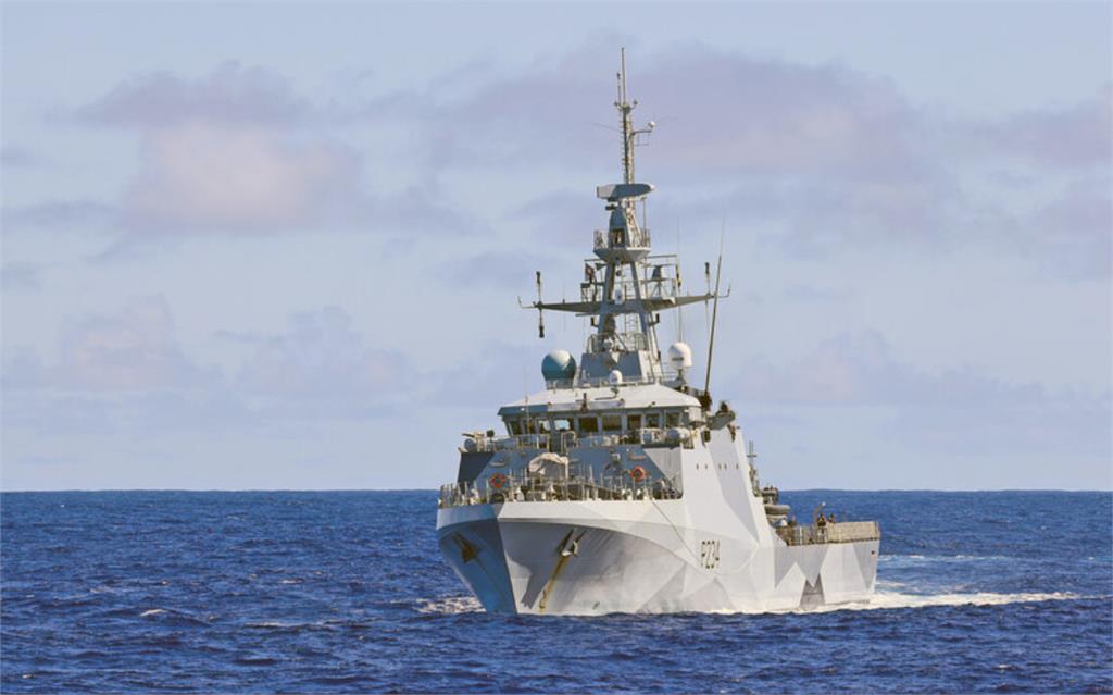 英巡邏艦今年曾低調穿越台海 英防相再提航行自由