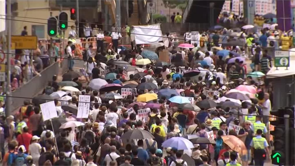 香港主權移交21週年 泛民派號召上街遊行