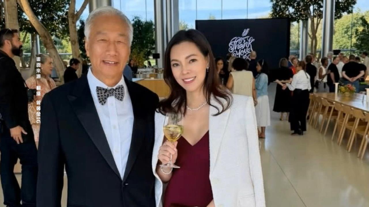 郭台銘夫妻風波後首同框　曾馨瑩「低胸禮服+愛馬仕包」展正宮氣勢