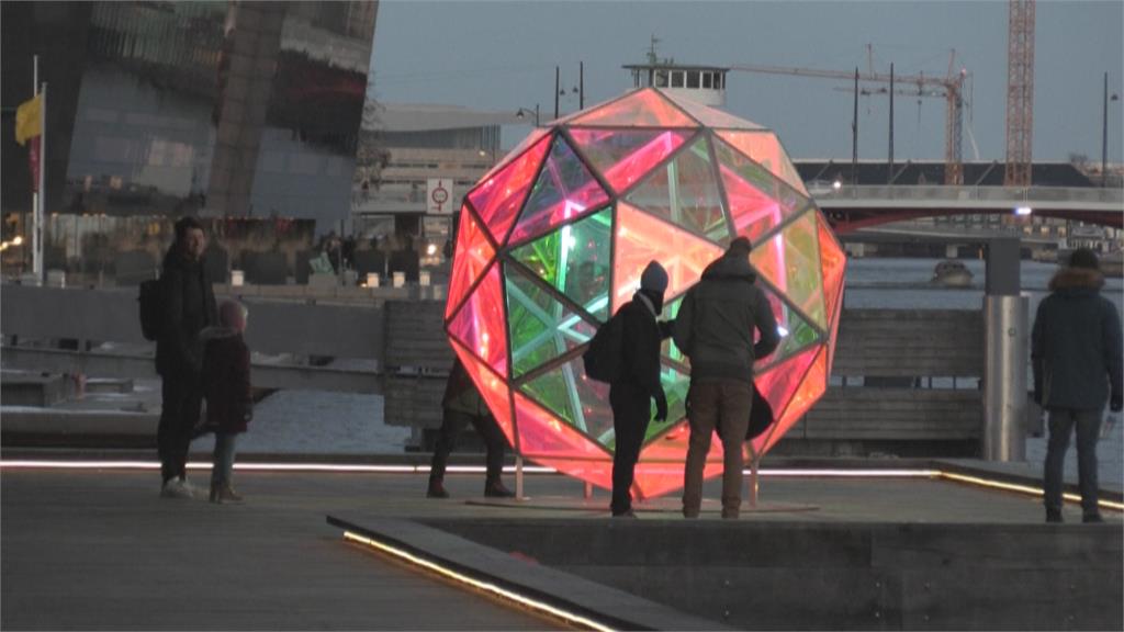 丹麥燈光節疫情下登場 30件裝置藝術點亮城市夜景