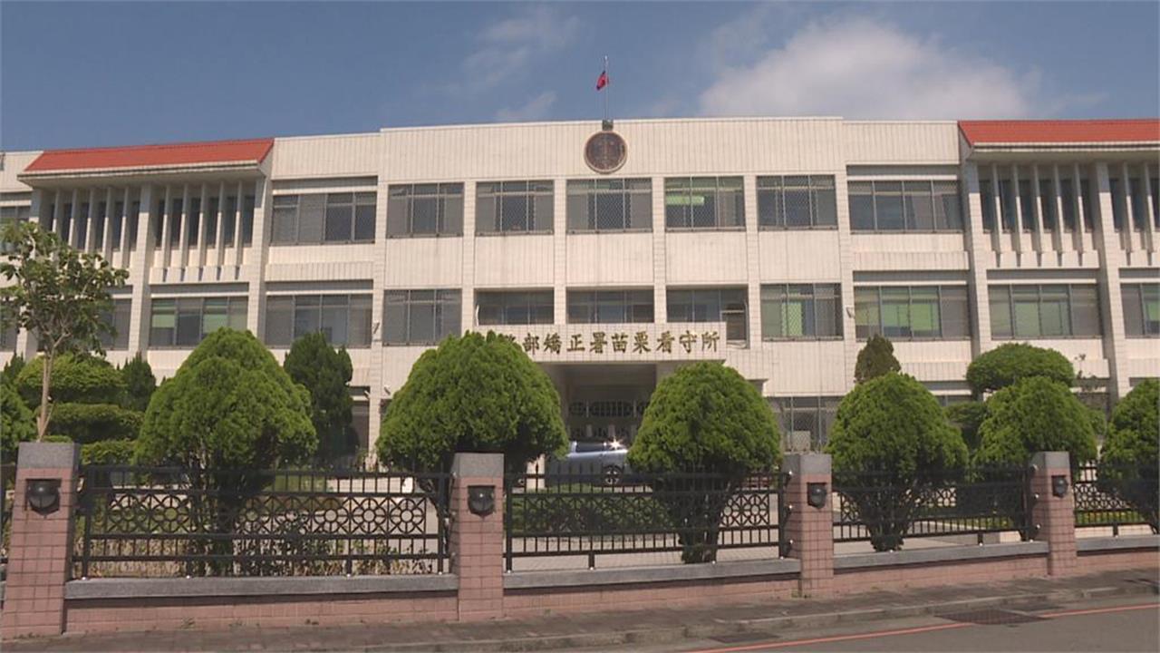 男看守所「被摸屁股」沒感覺!睡一半被痛醒⋯驚見舍友的手「放進去了」