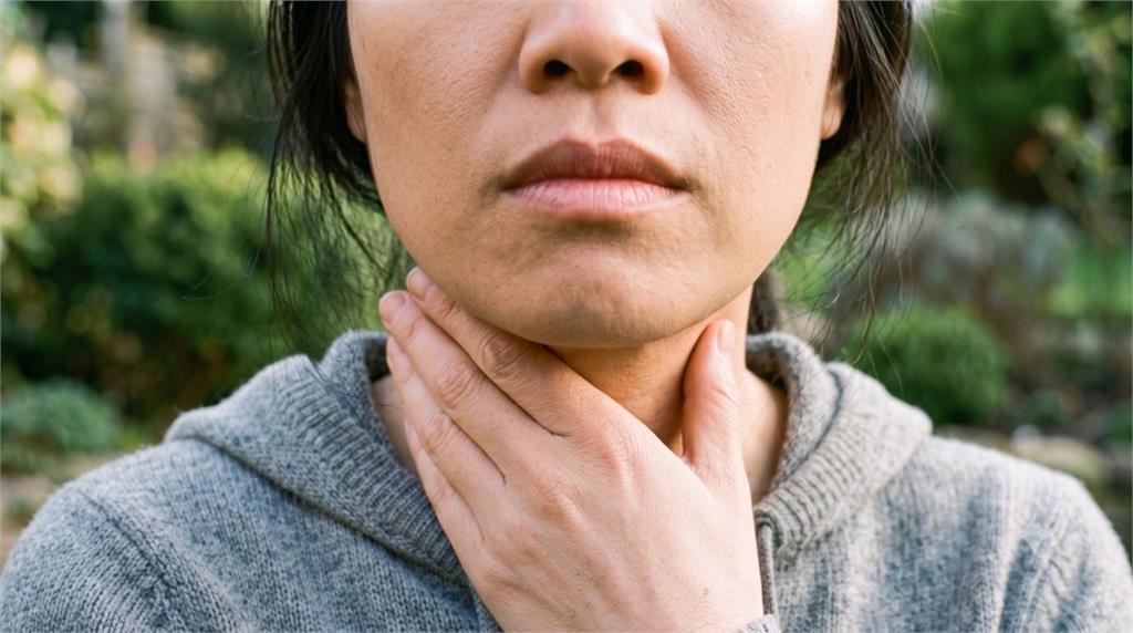 一票人集體中鏢！ 去大巨蛋返家「喉嚨劇痛」　網崩潰喊：真的超級恐怖