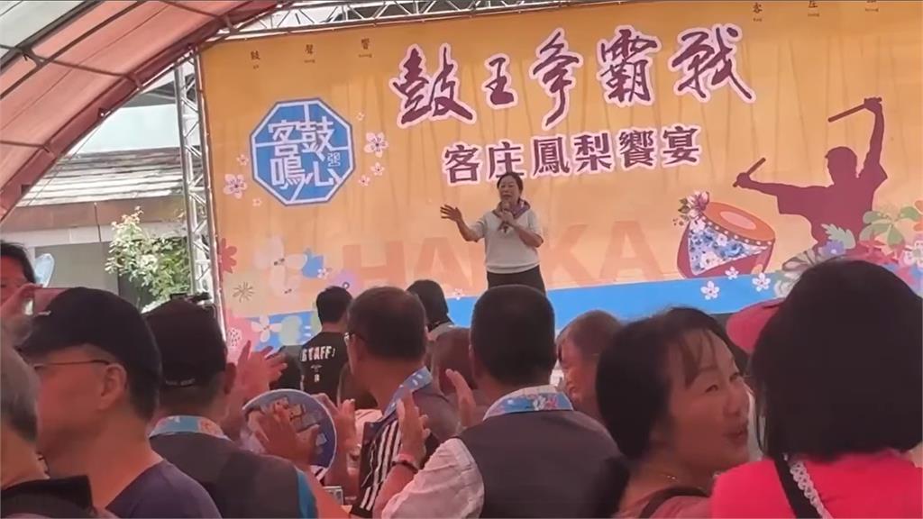 快新聞／踢鐵板！徐榛蔚活動致詞竟送「傅崐萁反罷免扇」　客委會回應：屬實將撤銷補助