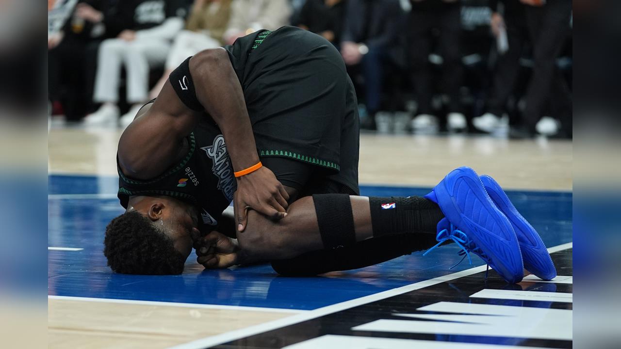 NBA(影)／灰狼一哥愛德華茲左膝受傷！ 球團更新最新狀況「這一條件」可回歸