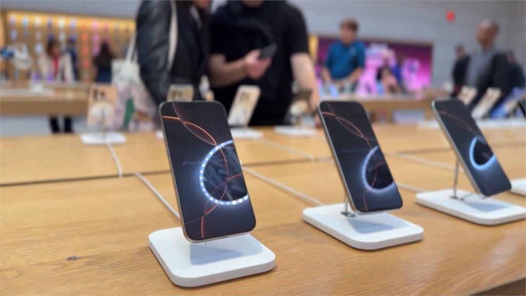 川普喊話iPhone美國製造　售價恐飆至11萬台幣