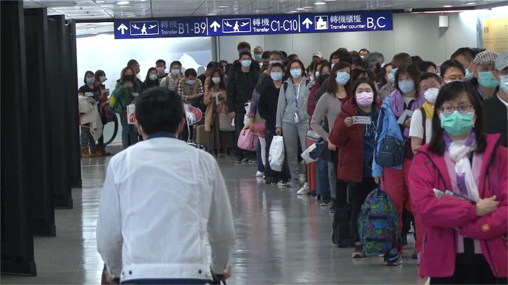 LIVE／赴以色列機上遇確診病例 台灣旅行團今返國