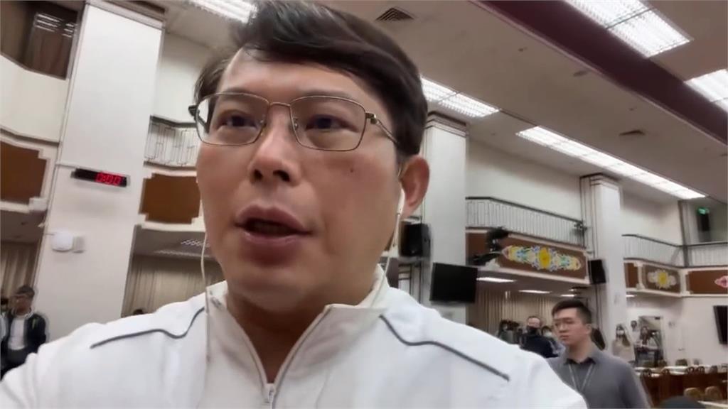 財劃法初審火速通過！　綠酸黃國昌對「三分珍」視而不見