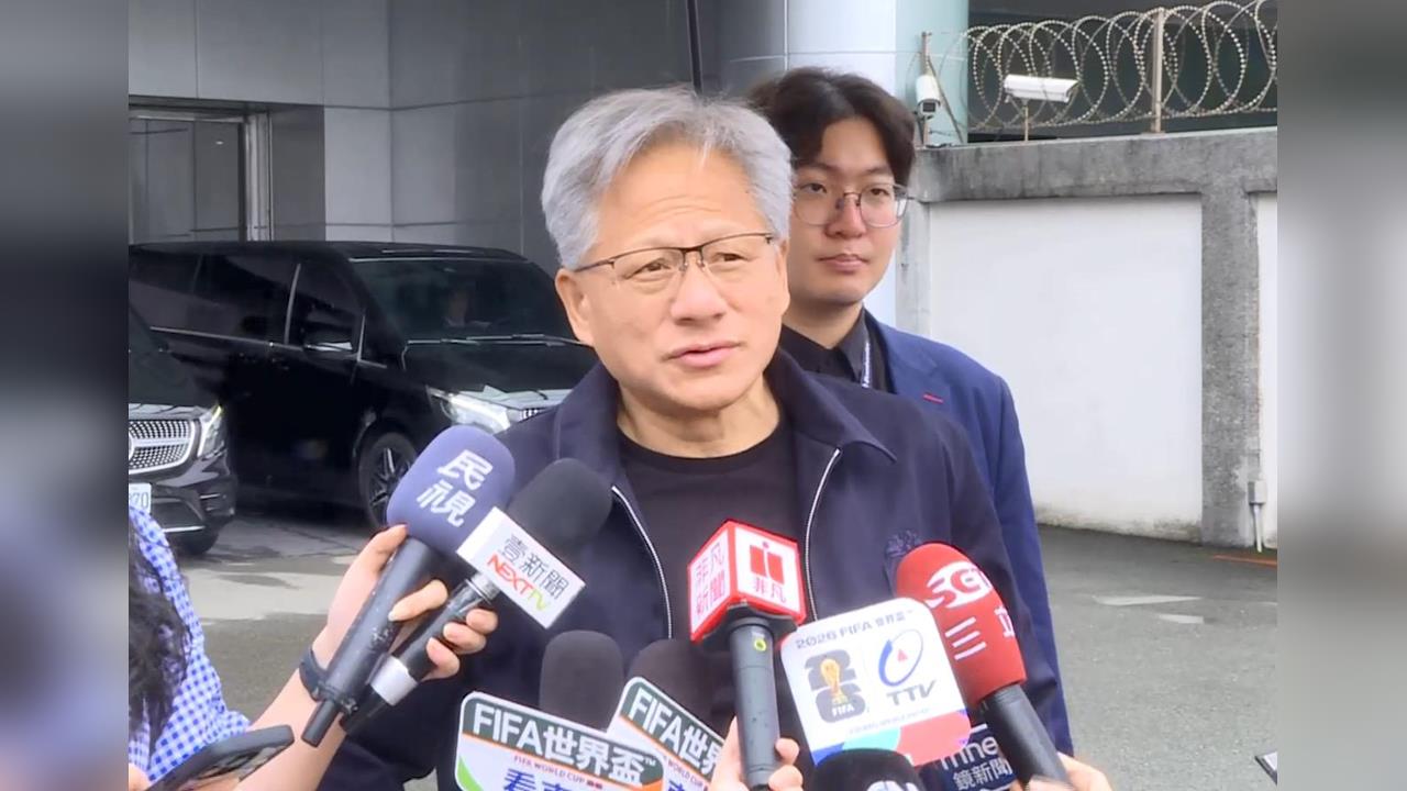 快新聞／飛韓國催產能！黃仁勳讚「台灣是AI產業核心」感謝賴清德邀訪電廠：極大榮幸