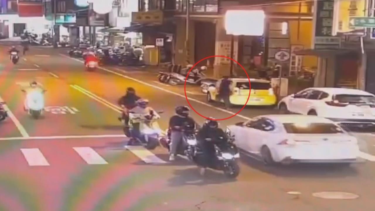 彰化市男持鐮刀揮舞 　快打部隊到場壓制.管束