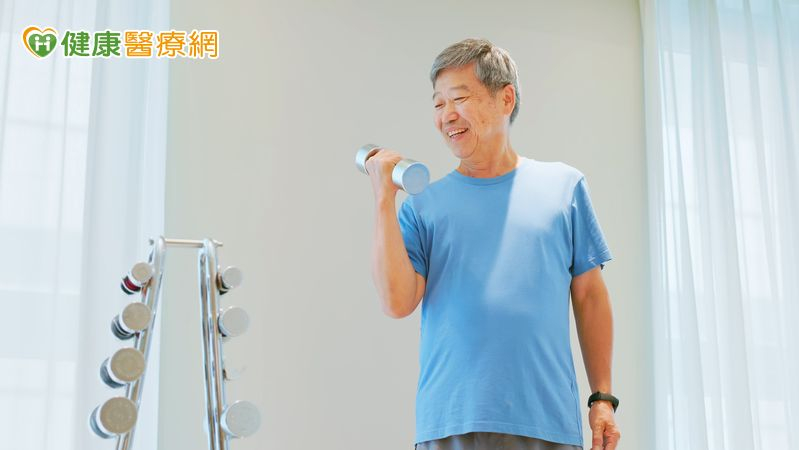 銀髮族健身風潮興起 專家提醒:「7大錯誤」增受傷風險要注意!