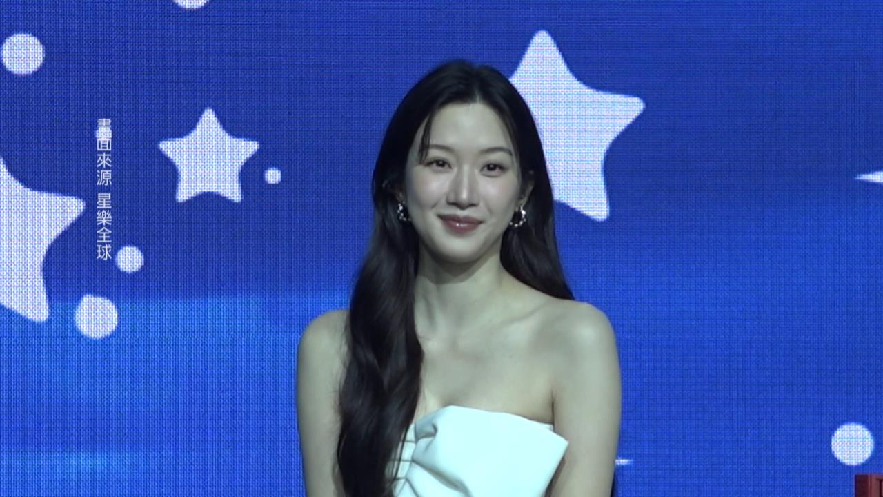 文佳煐今年二度來台見粉絲　女神開場「烙台語」超親民