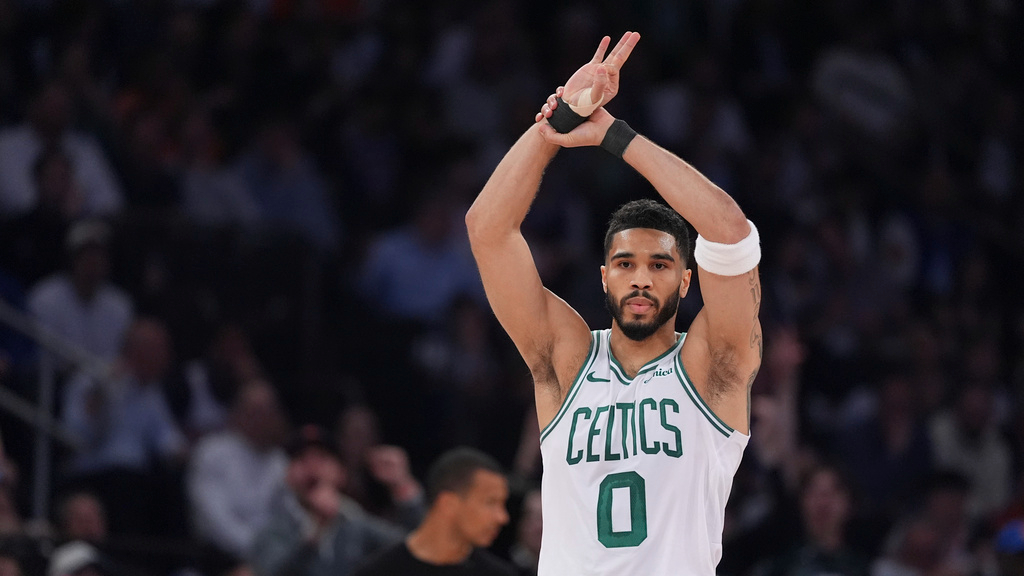 NBA季後賽(影)／ 塔圖姆爆砍42分決勝節傷退！尼克121比113力守主場聽牌