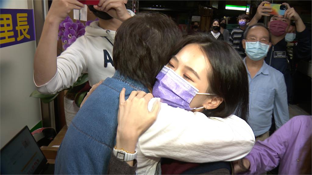 最美里長陳紫渝要結婚了！　甜嫁永和帥警男友　婚宴日期曝光