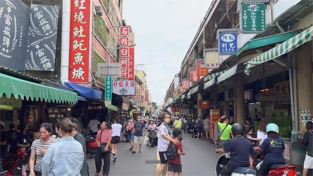 台灣趴趴走／原台南人才知道的國華街美食　日、台媒體大量報導曝光　假日人山人海！