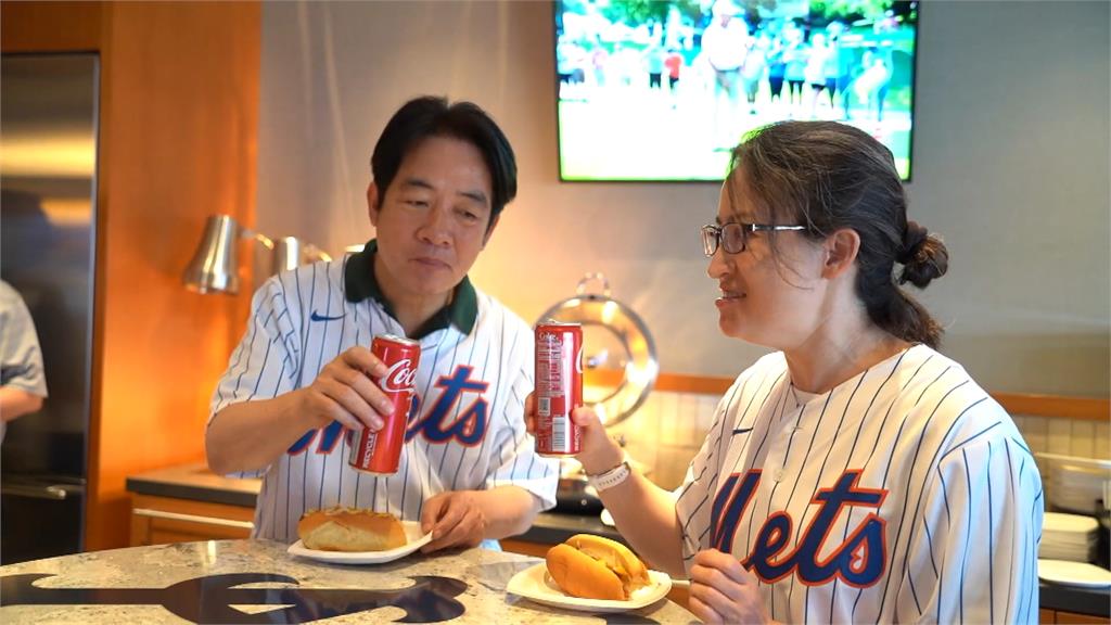 賴清德、蕭美琴看棒球曝　「賴蕭配」有譜？！網：組合太神了