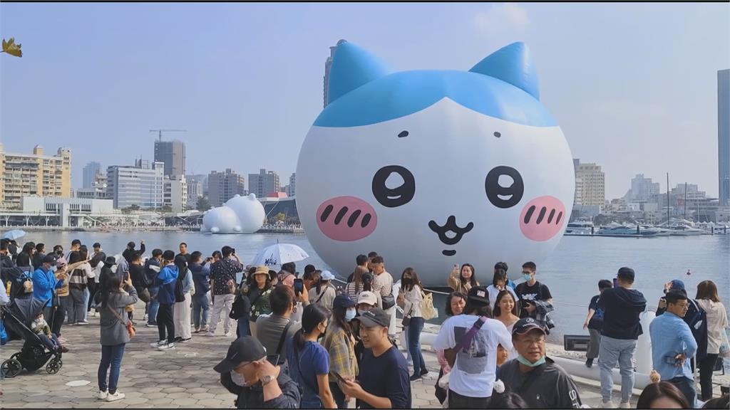 高雄冬日遊樂園開幕D2　遊客趁好天氣「曬娃」拍美照