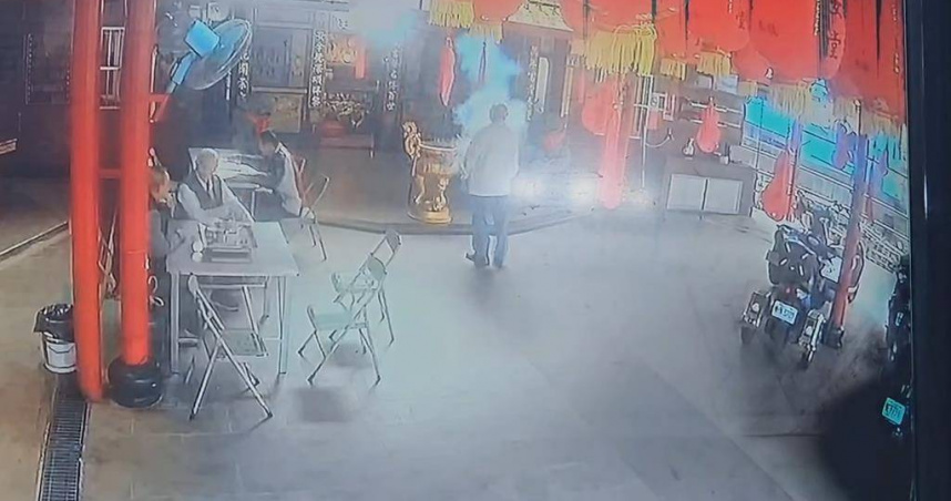 基隆宮廟驚傳巨響!80歲老翁拜拜後「引爆身上物」倒地重傷