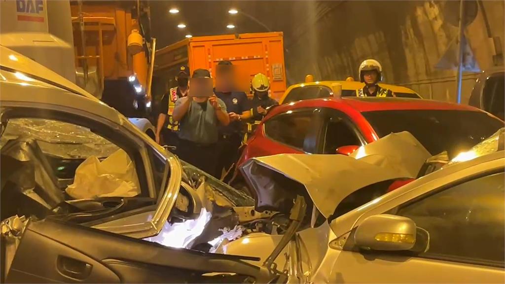 快新聞／來台遊玩遇車禍！宜蘭新澳隧道17車連環撞　3名南韓人輕傷