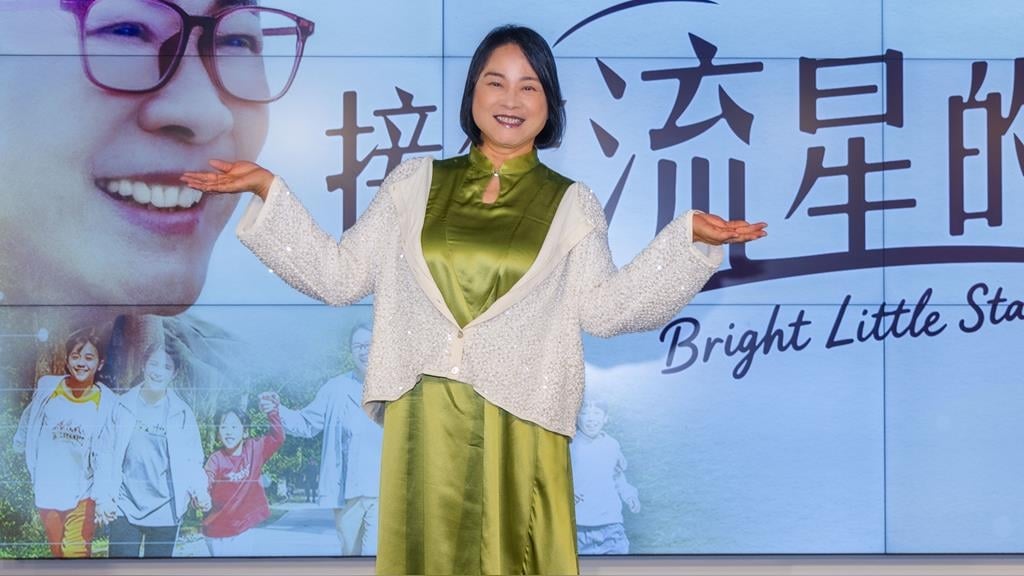 陸小芬睽違24年回歸電視劇!《接住流星的人》化身老師遭嗆:妳又不是我媽