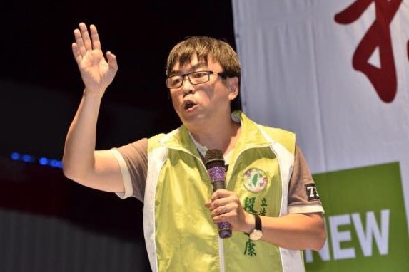 快新聞／請辭總召？柯建銘被喊地位無可取代　前綠委21字發聲了