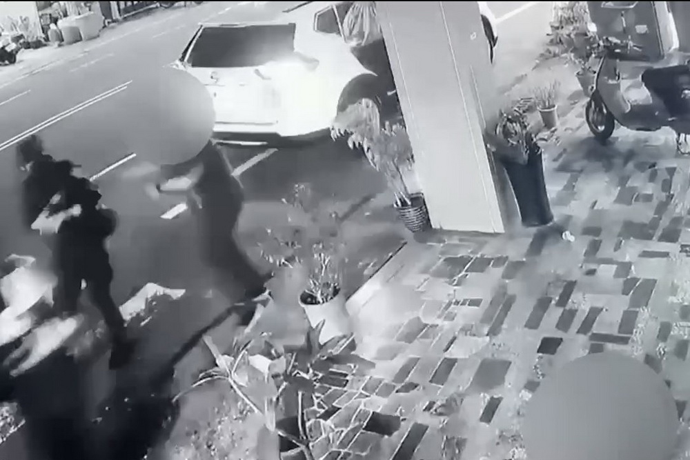 不爽違停遭取締 持斧砍女警凶徒遭聲押