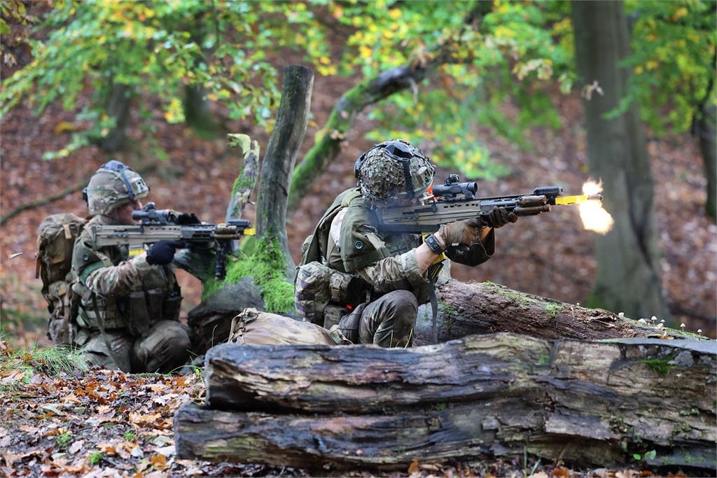 【有片】提升單兵未來作戰能力　英軍推「格雷伯恩計畫」汰除SA80步槍