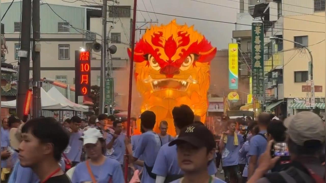 高雄左營10/7迎萬年季 趁國慶假期逛廟宇拜月老求好運