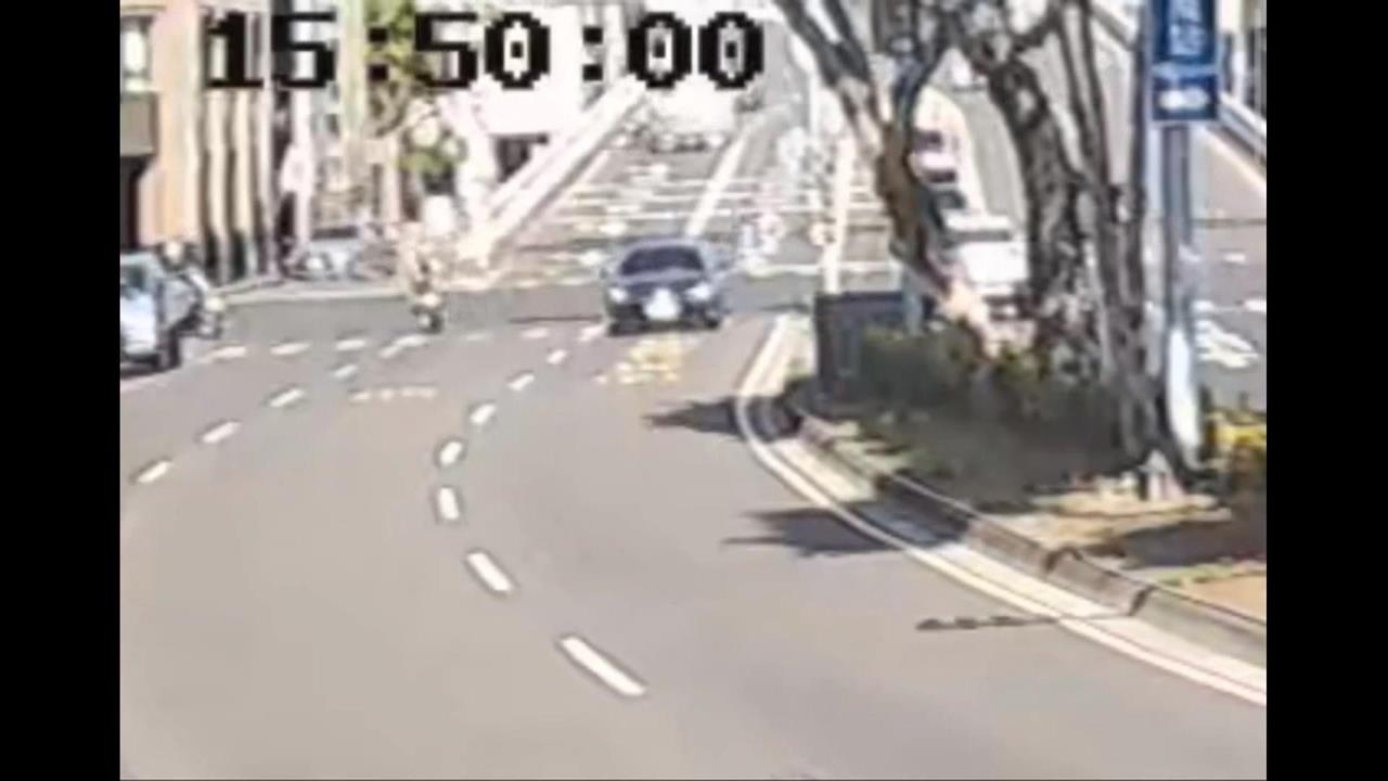 台南中華陸橋砂石車輾斃騎士　民眾：危險奪命橋